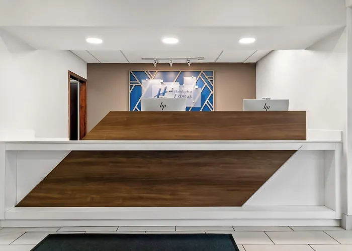 Holiday Inn Express Lapeer By Ihg